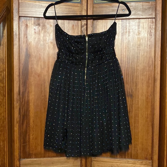 BRAND NEW, NEVER WORN! - Picture 4 of 6